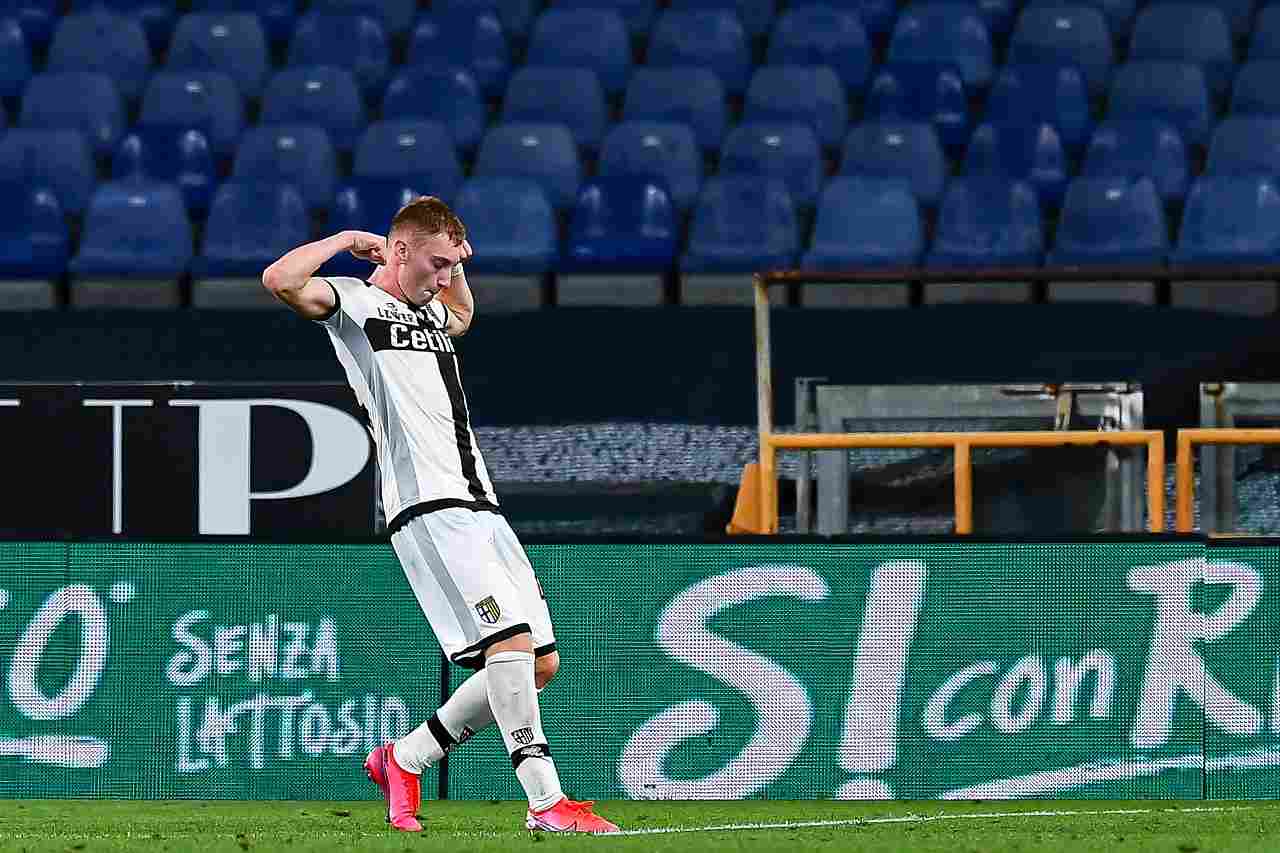Calciomercato Juventus, Kulusevski chiuderà la stagione al Parma: c'è l'accordo