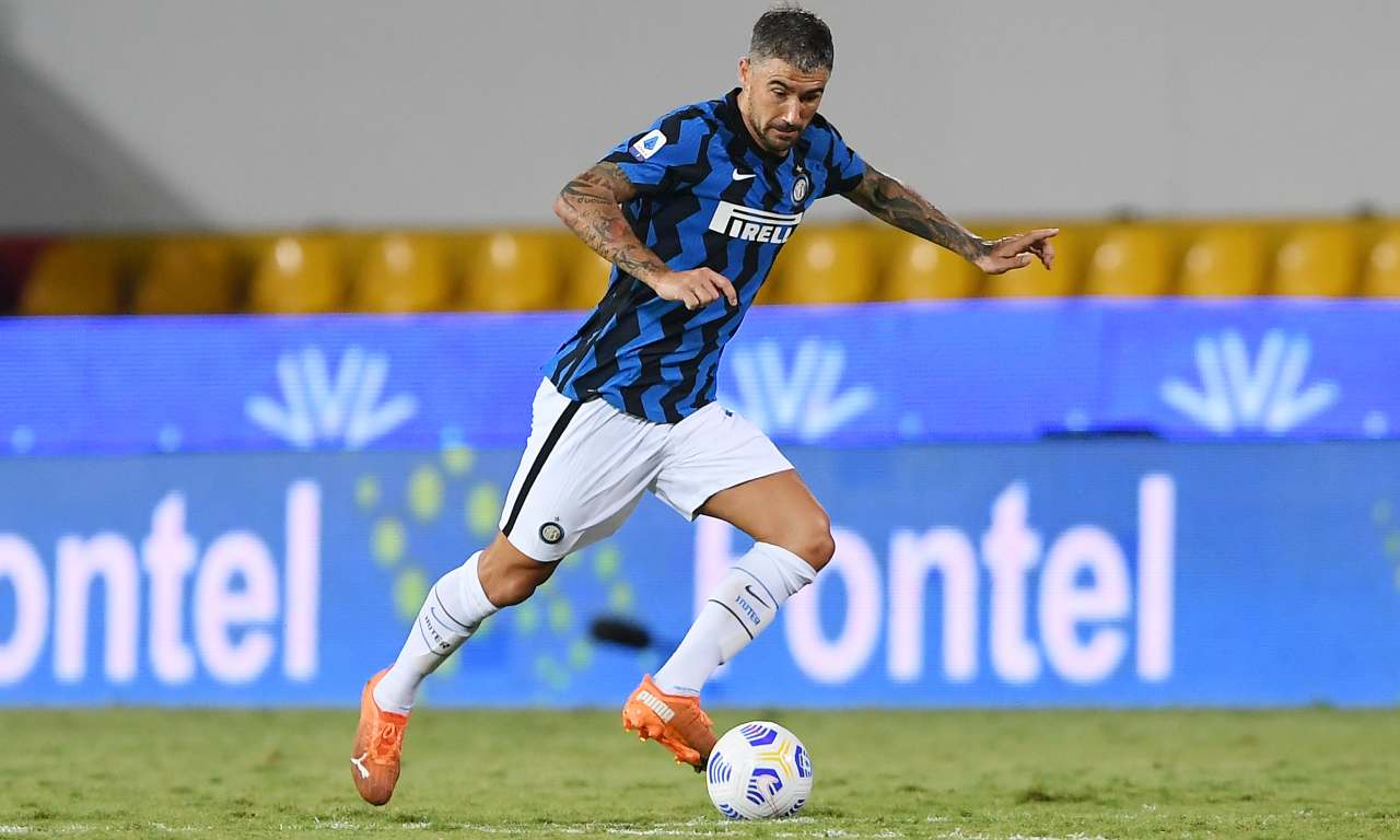 Calciomercato Inter, prima cessione decisa | Resta in Serie A!