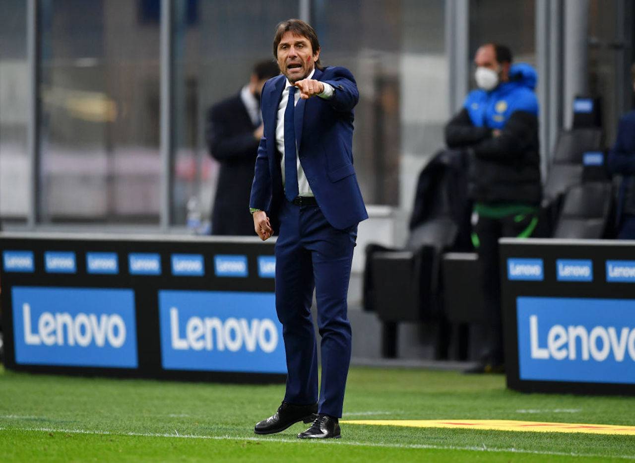 Conte nel mirino. Furia Tifosi
