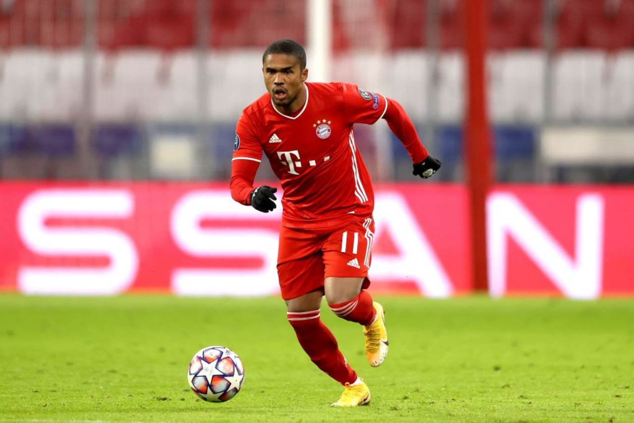 Calciomercato Juventus, obiettivo Douglas Costa | L'annuncio del Gremio