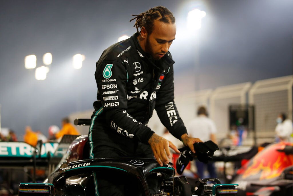 Formula 1, UFFICIALE: Hamilton rinnova con la Mercedes!