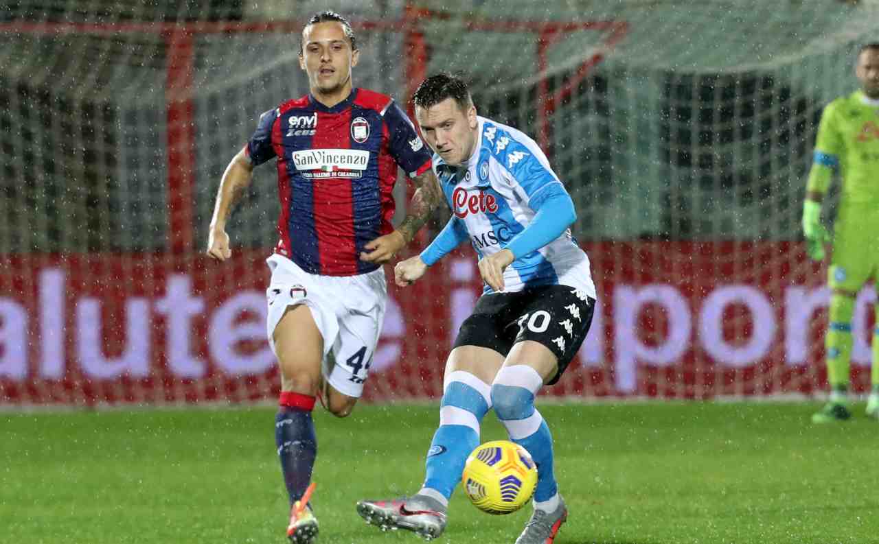 Zielinski pagelle Crotone Napoli