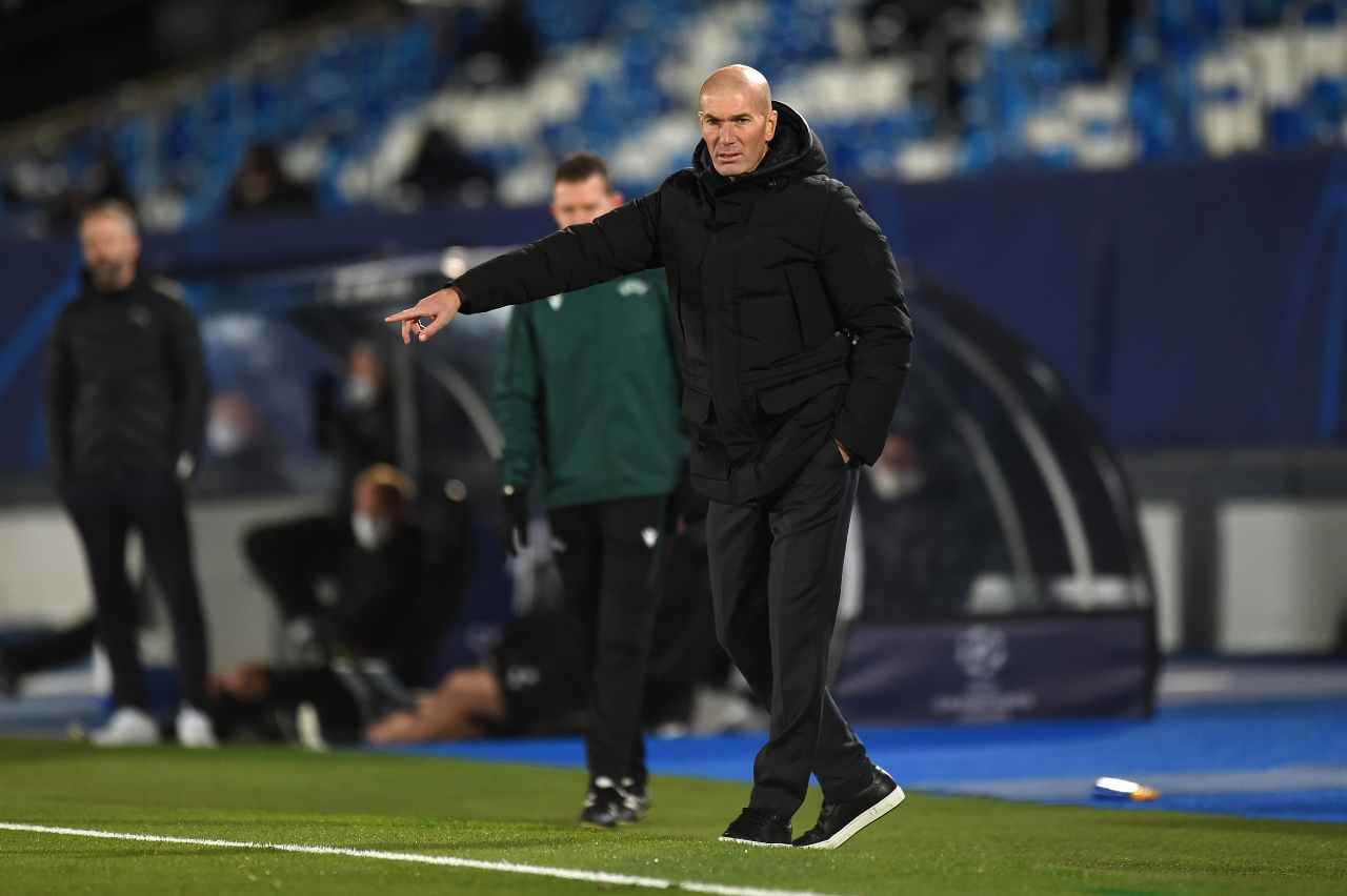 Calciomercato, Florentino Perez vuole risposte | Quesito su Zidane