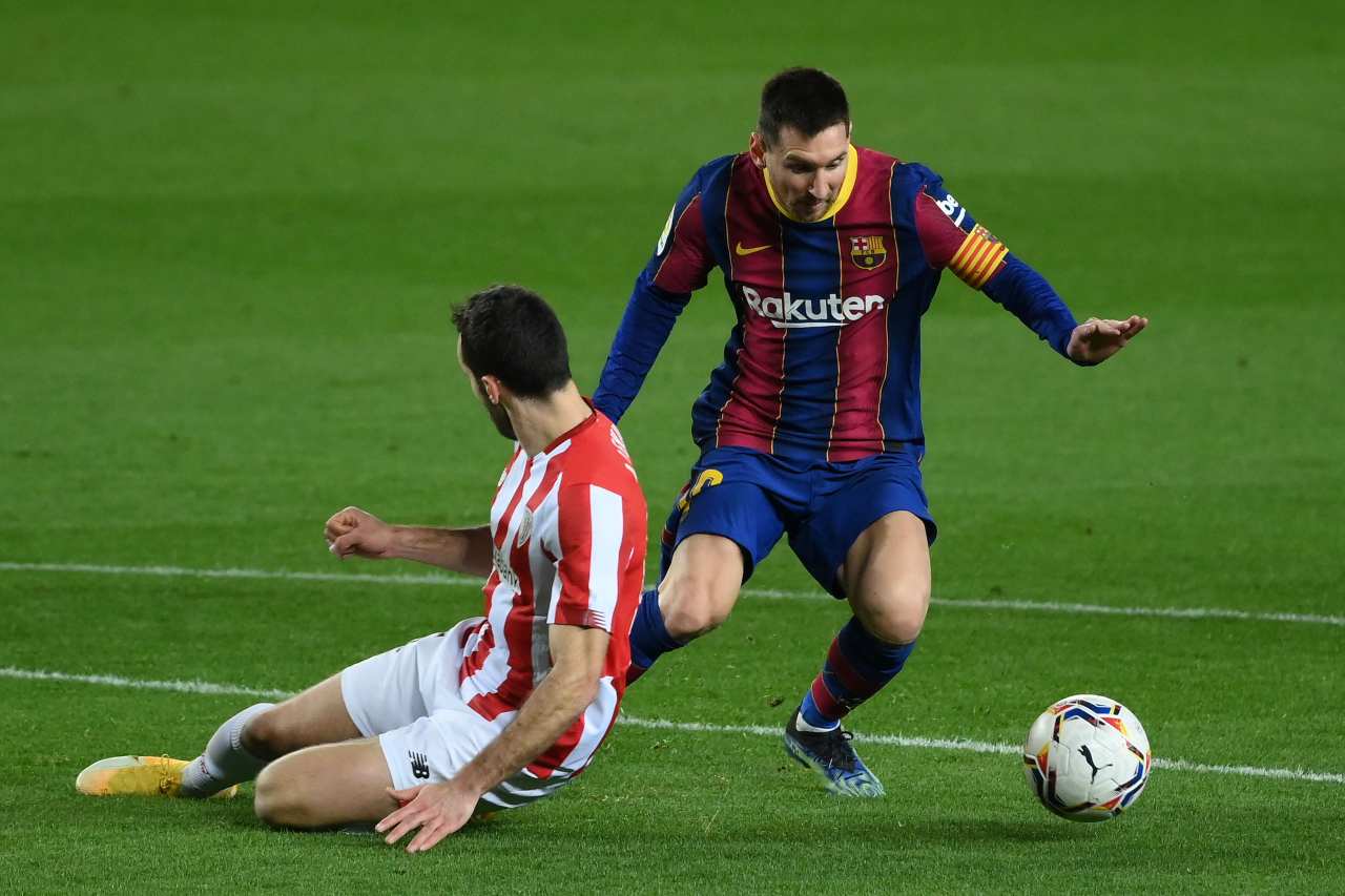 Messi in azione contro l'Athletic