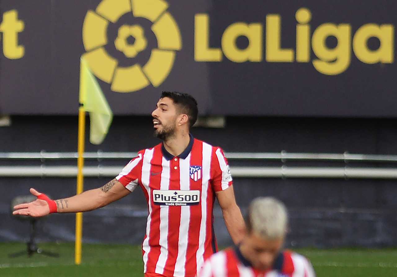 Caso Suarez, la versione dei fatti del bomber su Juventus e passaporto