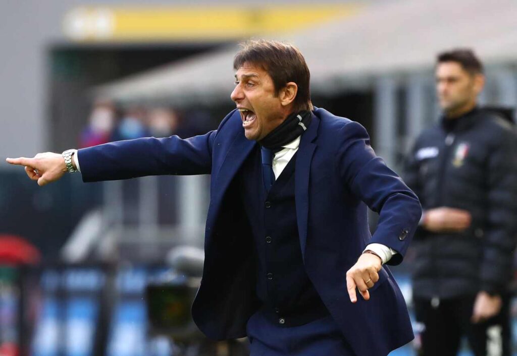 Parma-Inter, Conte ha sciolto il ballottaggio | La decisione su Sanchez