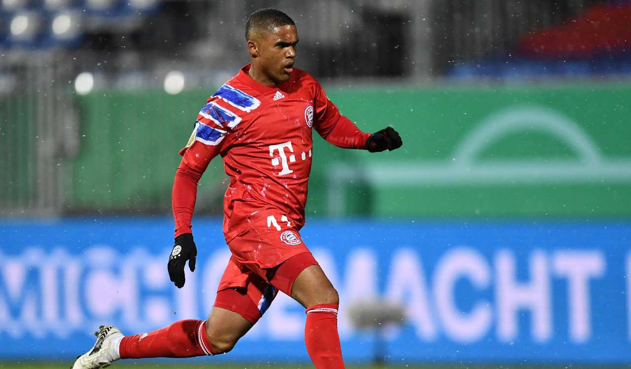 Calciomercato Juventus, Douglas Costa ha deciso