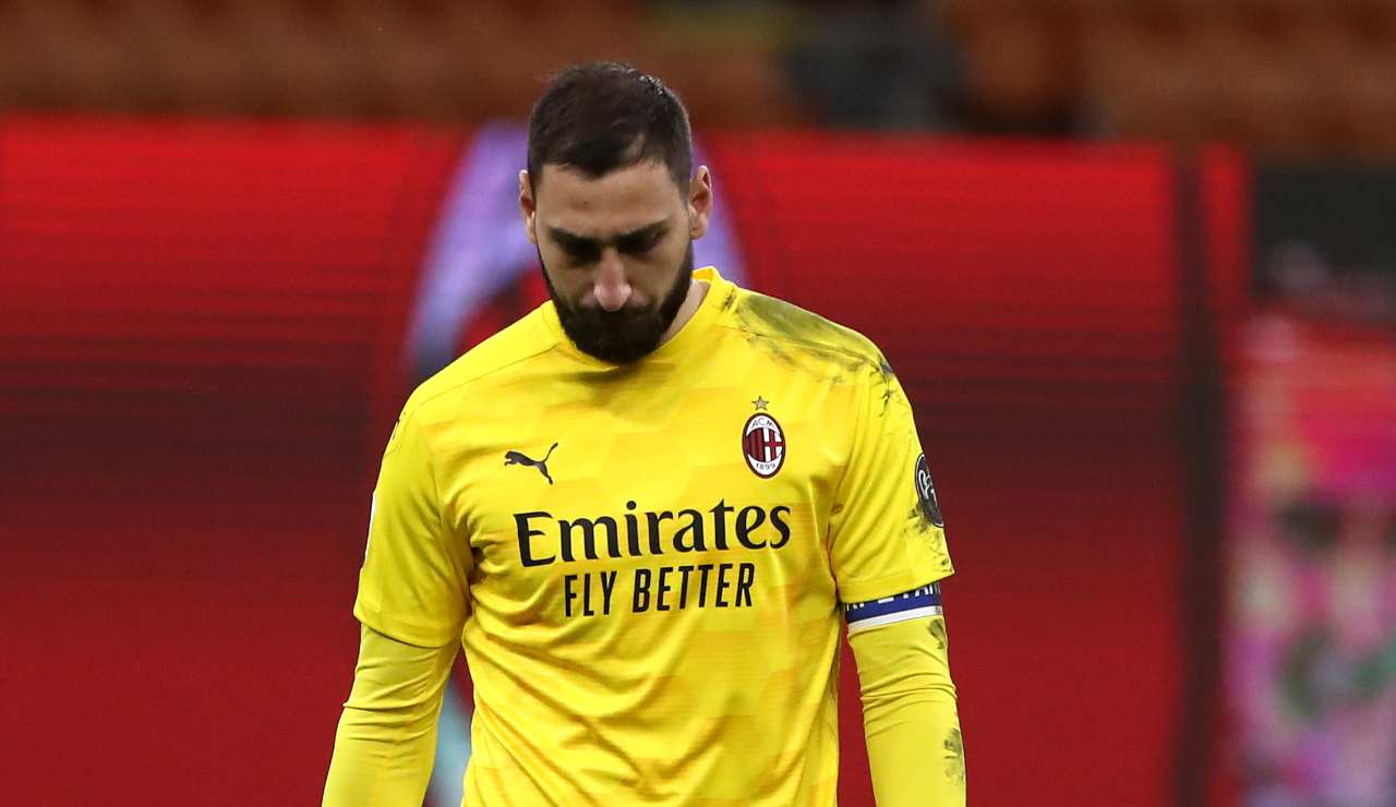 Calciomercato Milan, l'attacco | "Donnarumma non baci la maglia"