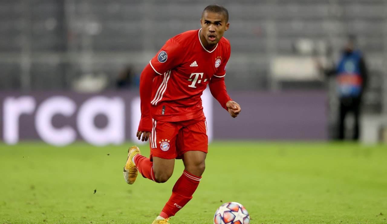 Douglas Costa