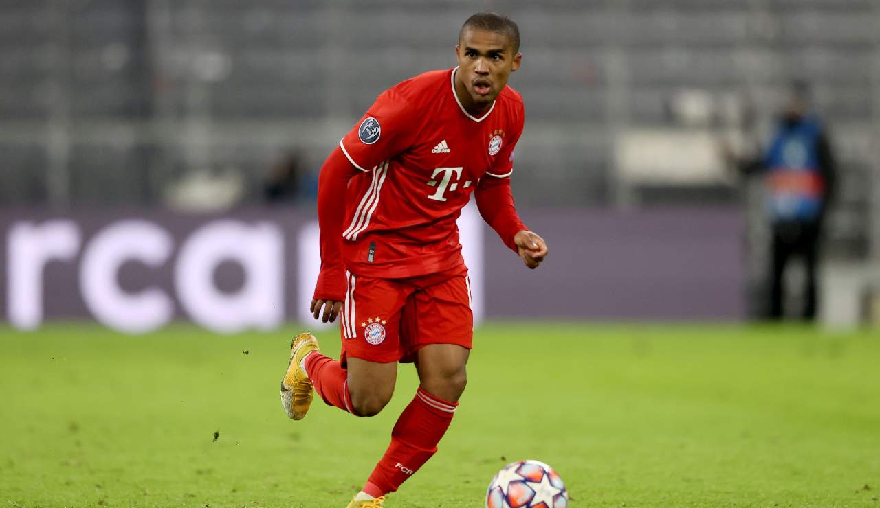 Douglas Costa