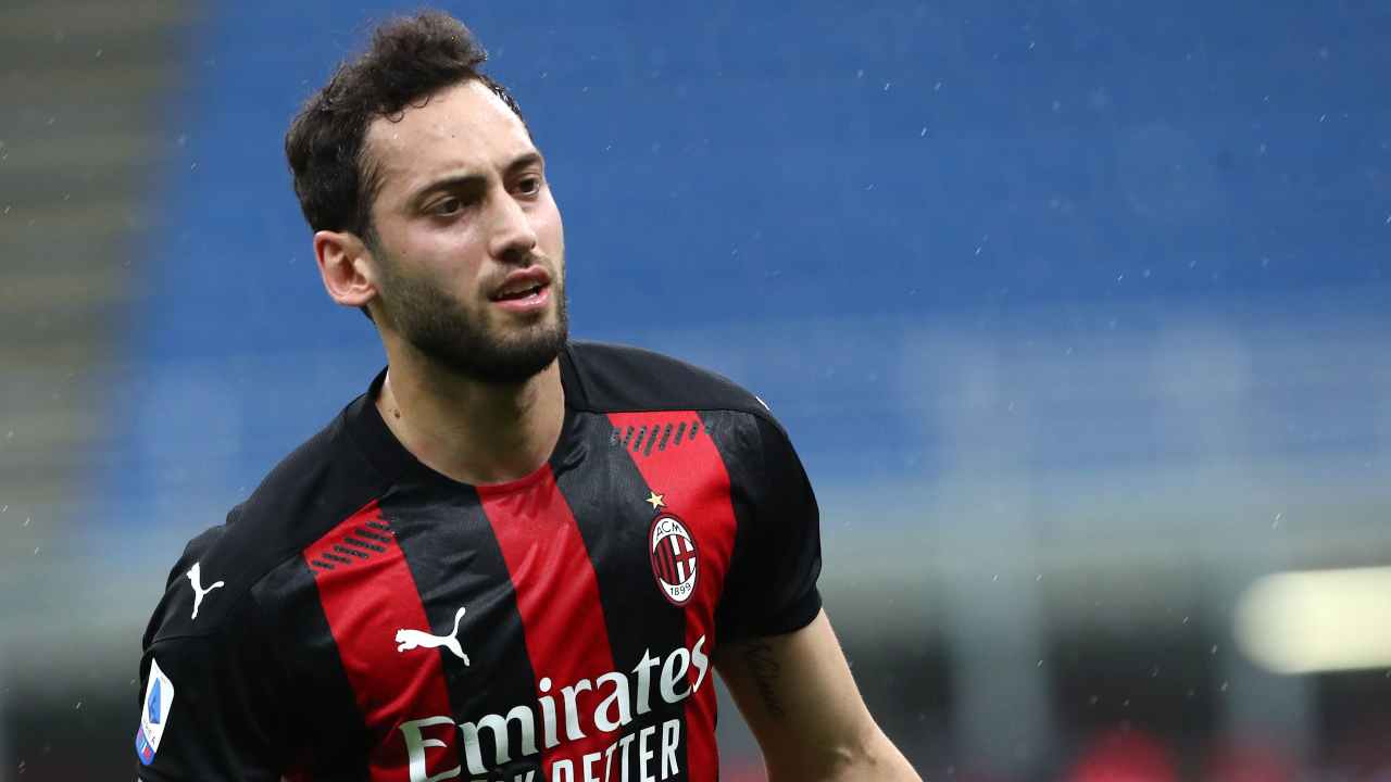 Calciomercato Milan Calhanoglu