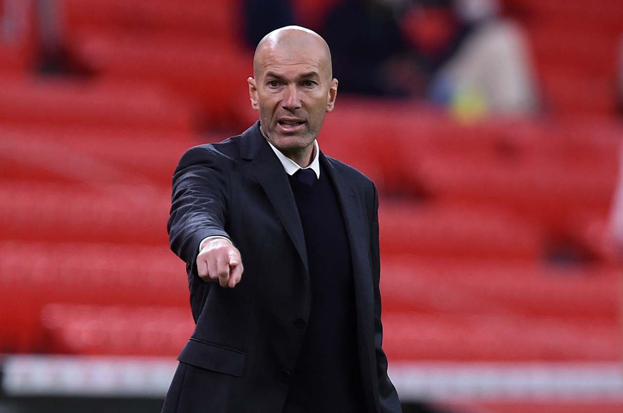 Zidane può tornare subito in panchina: contatti avviati con il francese
