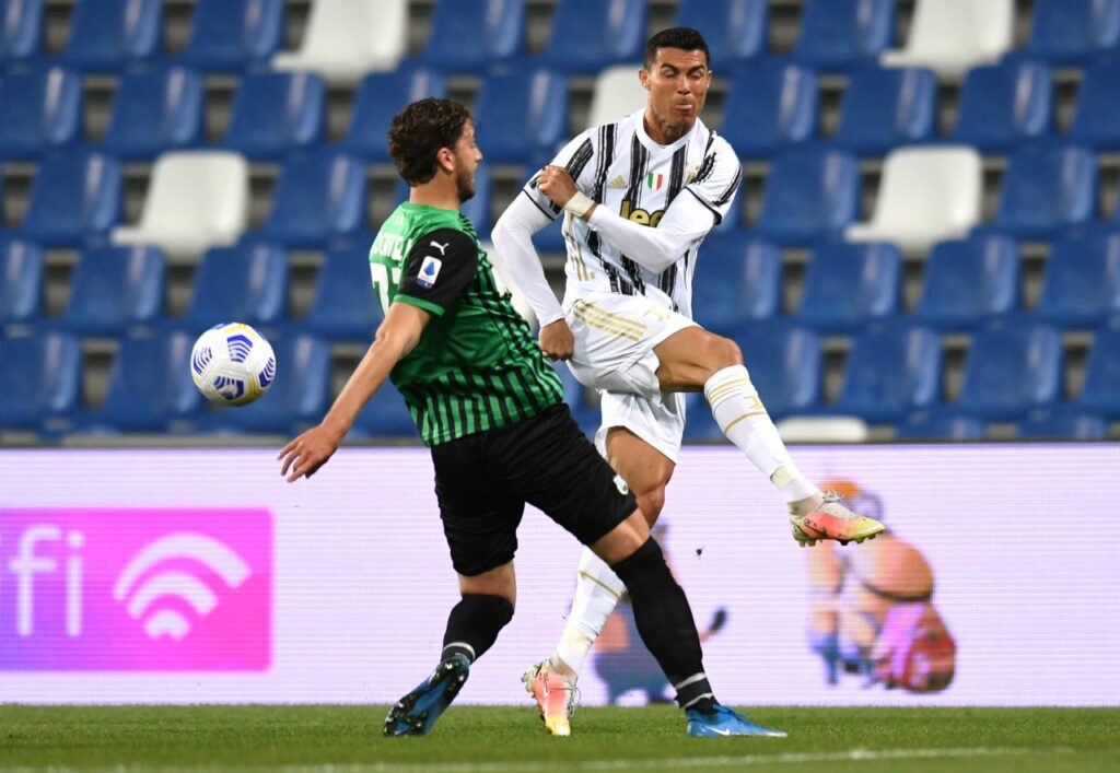 Sassuolo-Juventus, ronaldoo | Il portoghese 'contro' i compagni