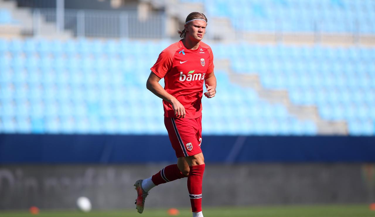 Calciomercato Juventus, Haaland nel mirino | Ecco quando andrà via