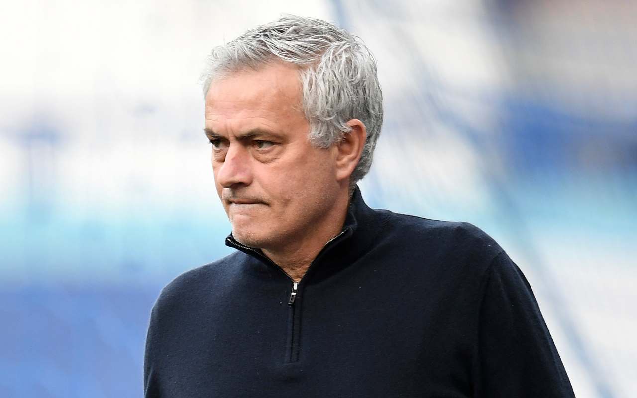 Calciomercato Roma, 15 milioni per Lenglet | Colpo per Mourinho