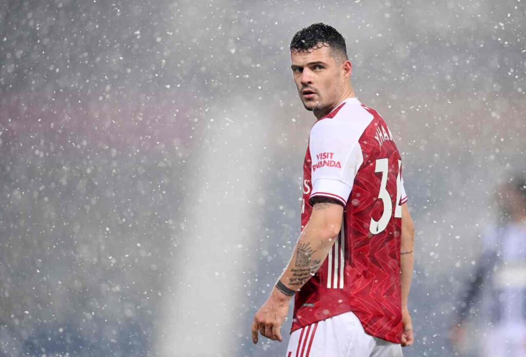 Xhaka Roma Arsenal