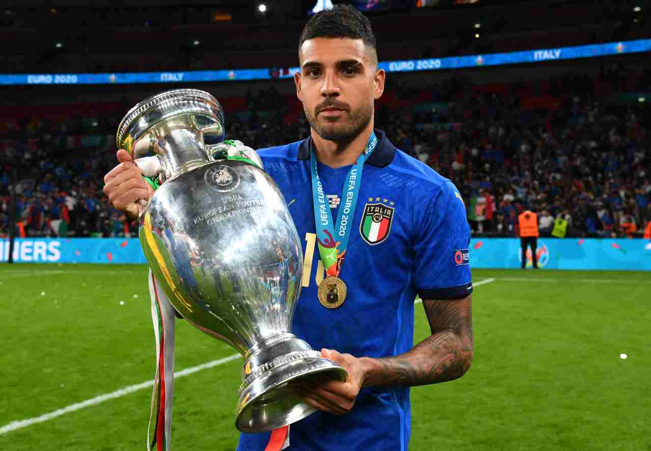 Napoli, Emerson Palmieri verso il Lione. Colpo Estupinan: le ultime