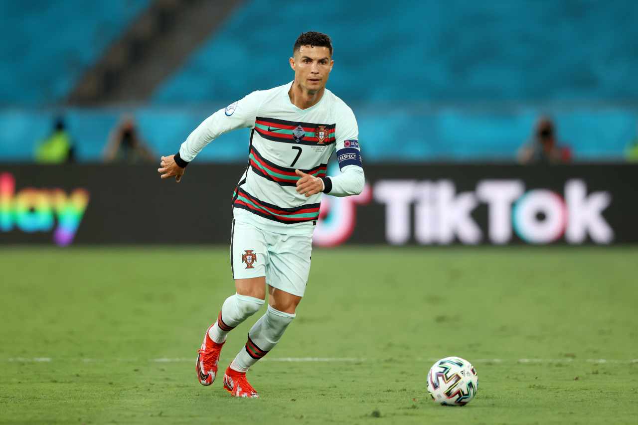 Calciomercato Juventus, annuncio bomba su Ronaldo | "Vuole il PSG"