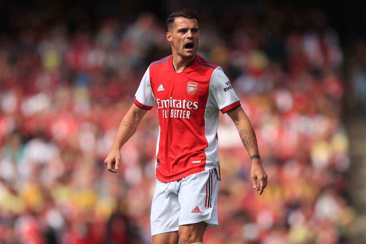 Calciomercato Roma, sfuma definitivamente Xhaka | Lo svizzero ha firmato