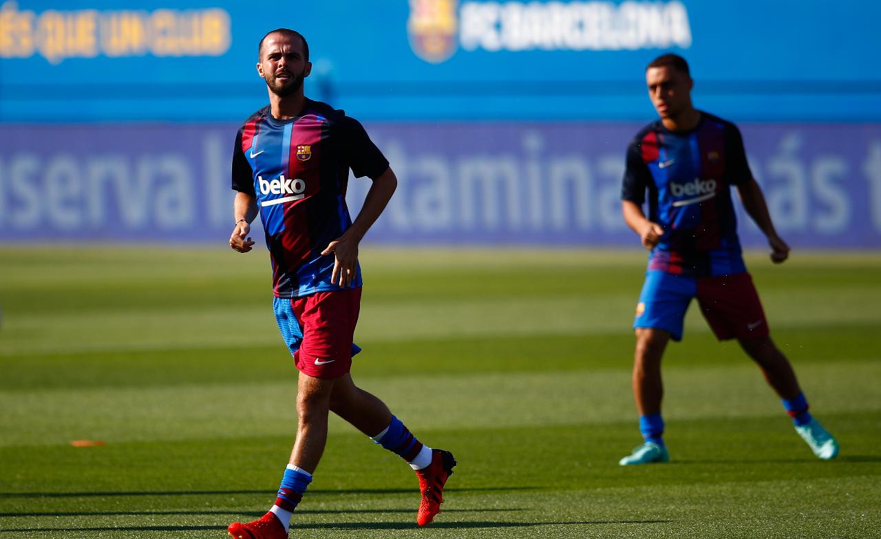 Calciomercato Juventus, Pjanic spinge: ultime e retroscena