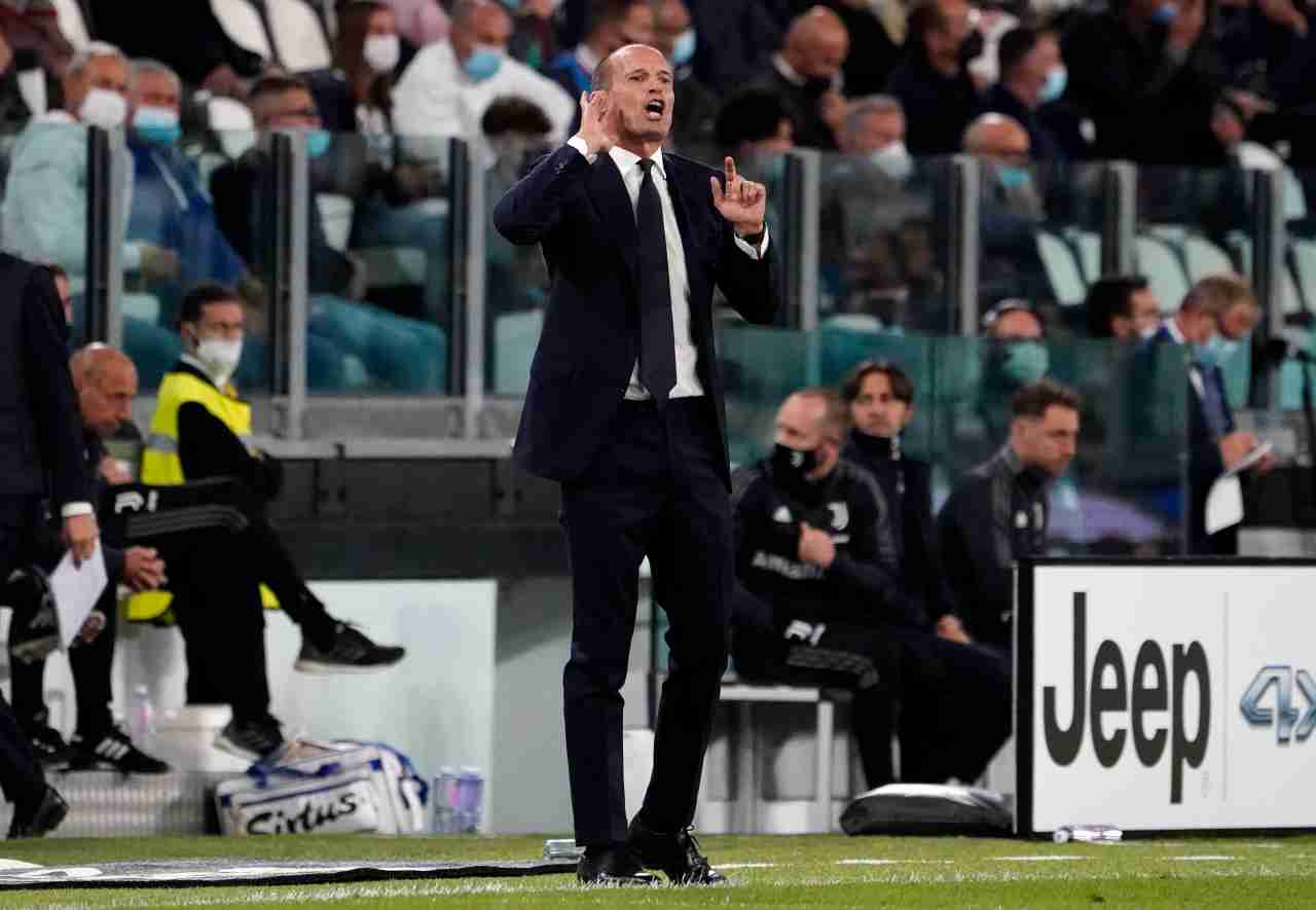 Il "messaggio forte" di Allegri e della Juventus: spediti in panchina
