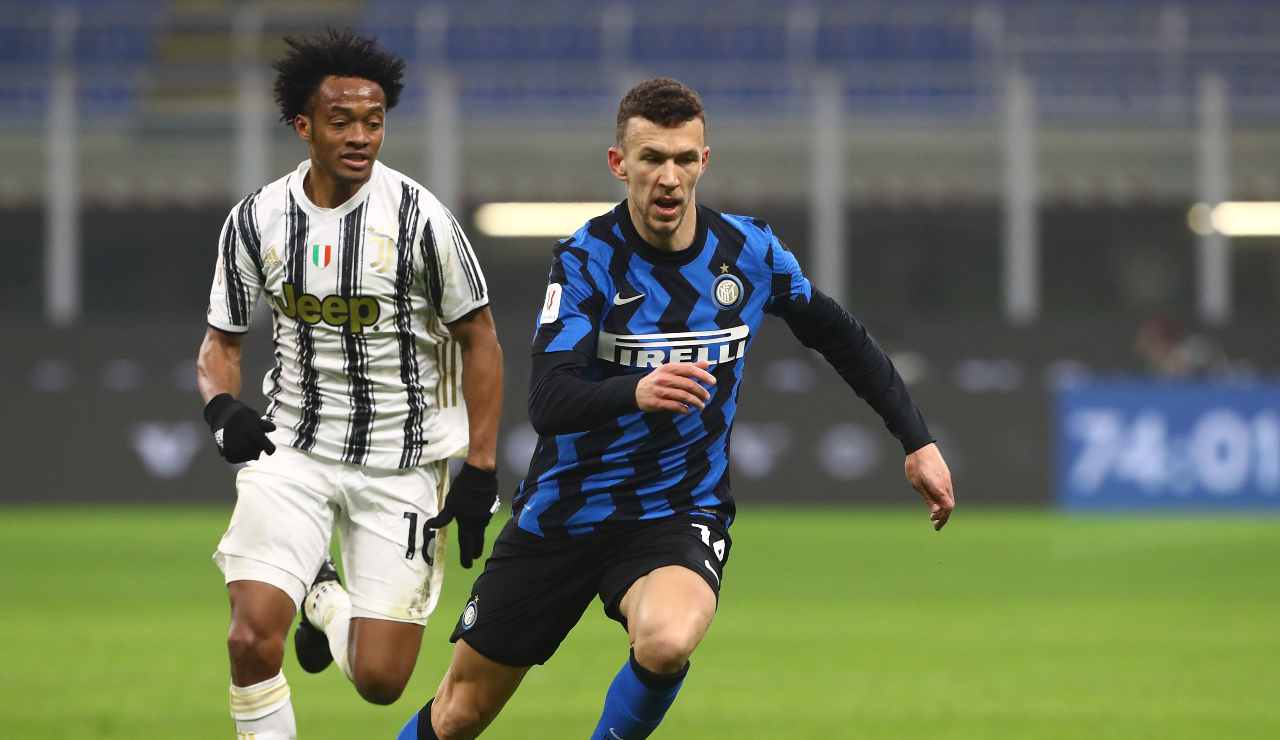 Cuadrado e Perisic