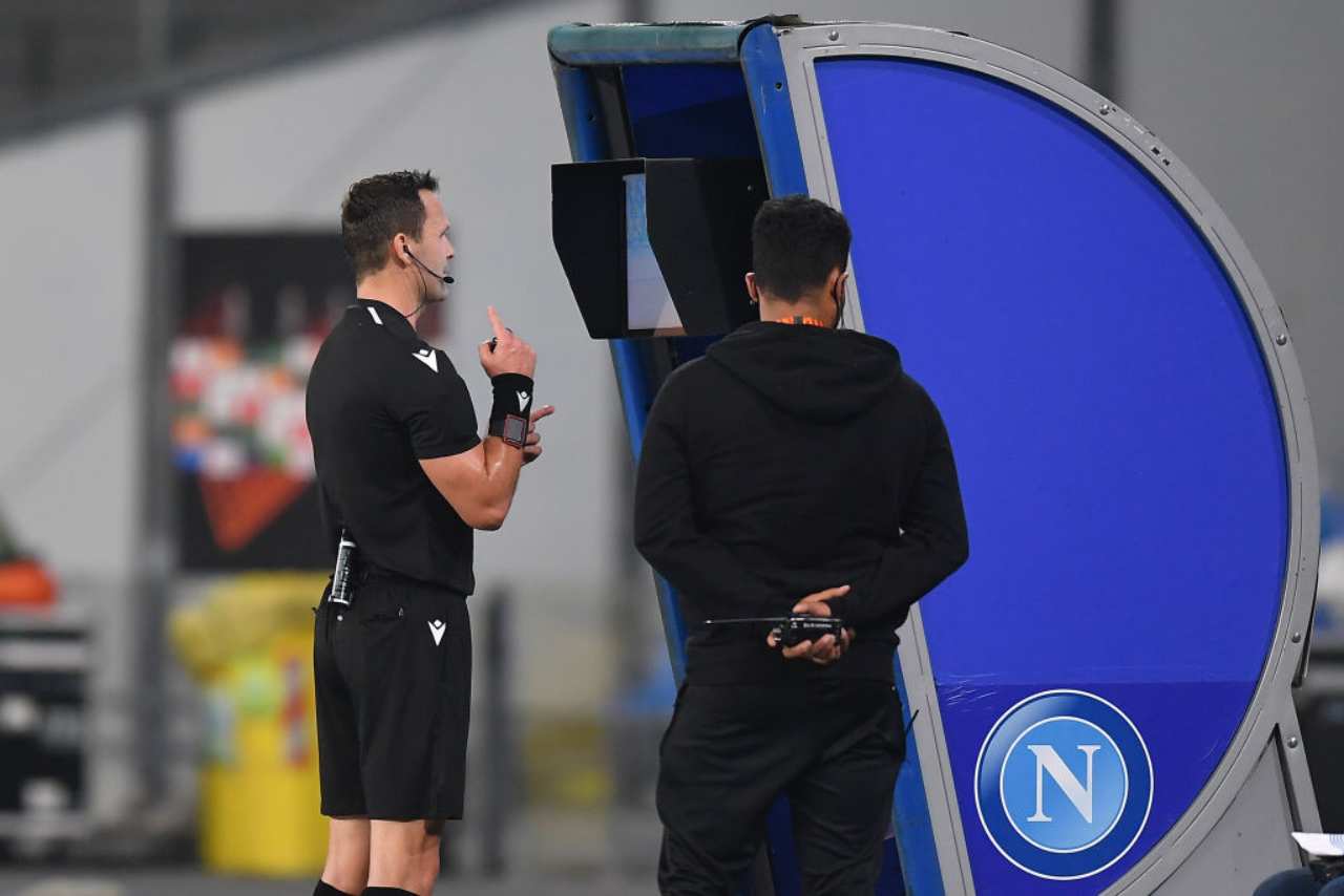 "Rigore inesistente": scoppia la polemica in Napoli-Bologna