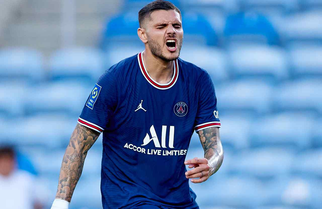 Scoppia il doppio caso di mercato: "Lui è il titolare, l'altro è disconnesso dalla realtà"