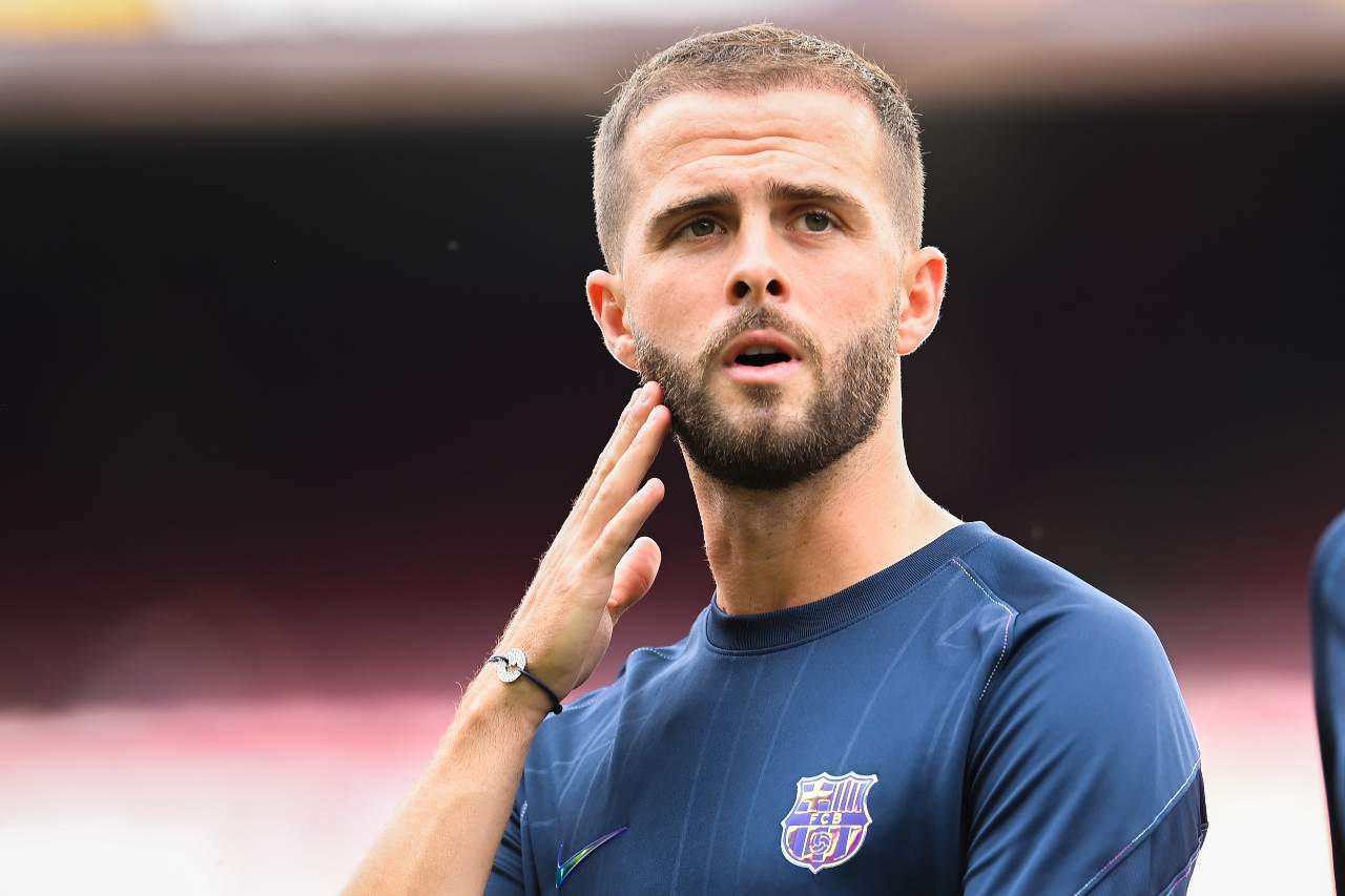 pjanic juventus calciomercato allegri barcellona