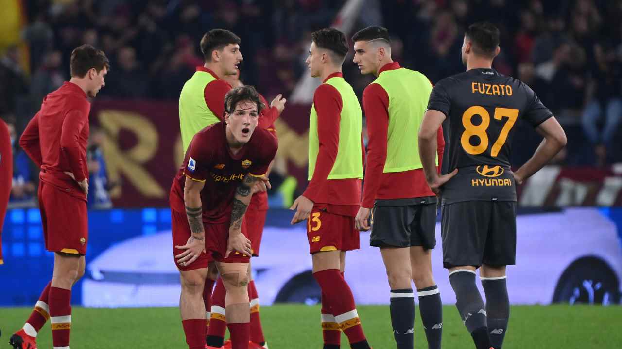 Zaniolo escluso da Mourinho: sirene di mercato? 