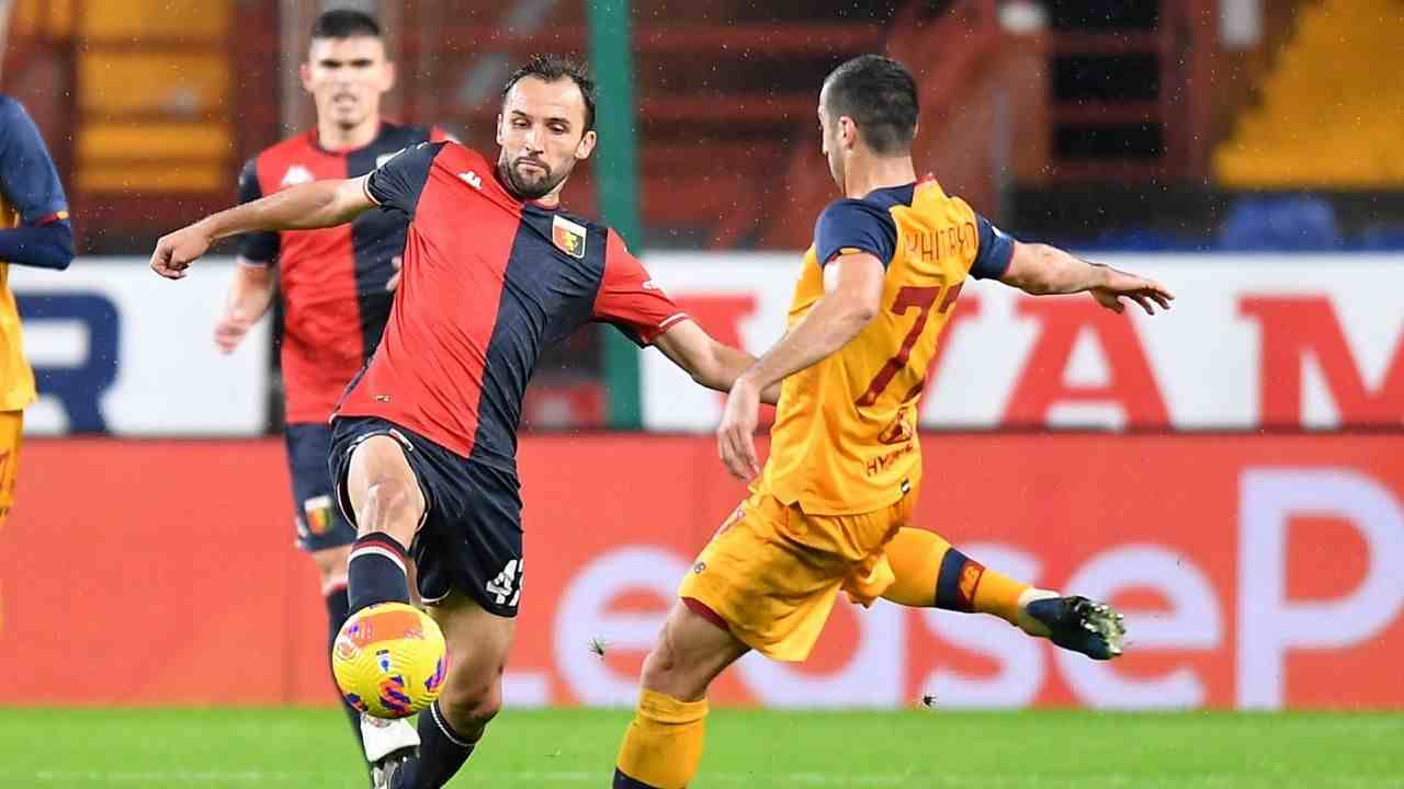 Mkhitaryan in azione con la maglia della Roma