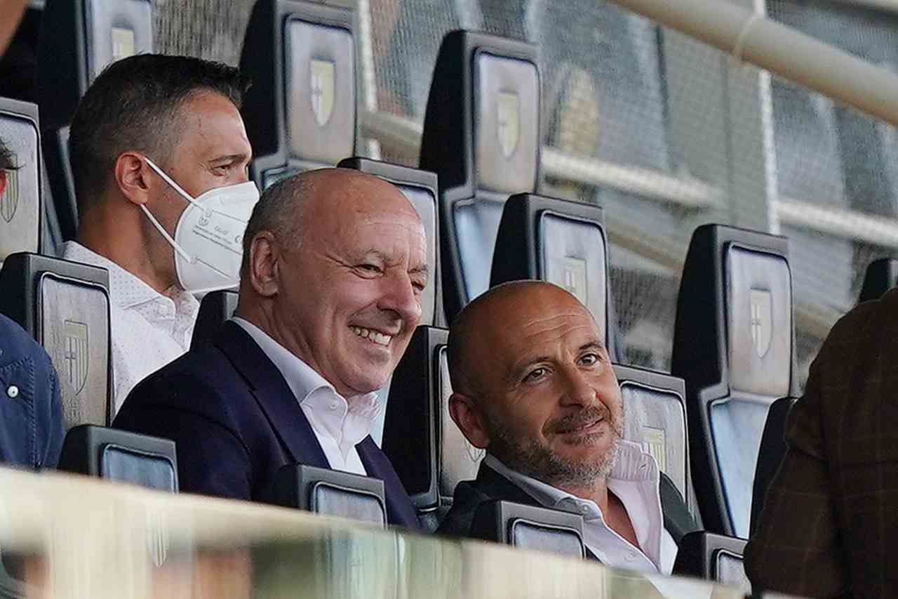 Inter e Juventus, sorpasso Fiorentina per Scamacca