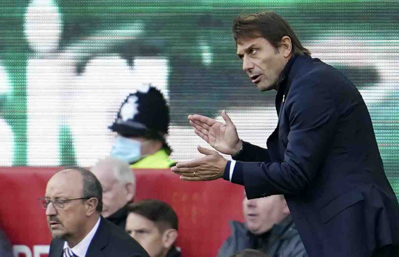 Calciomercato Juventus, addio immediato | Conte accetta l'offerta