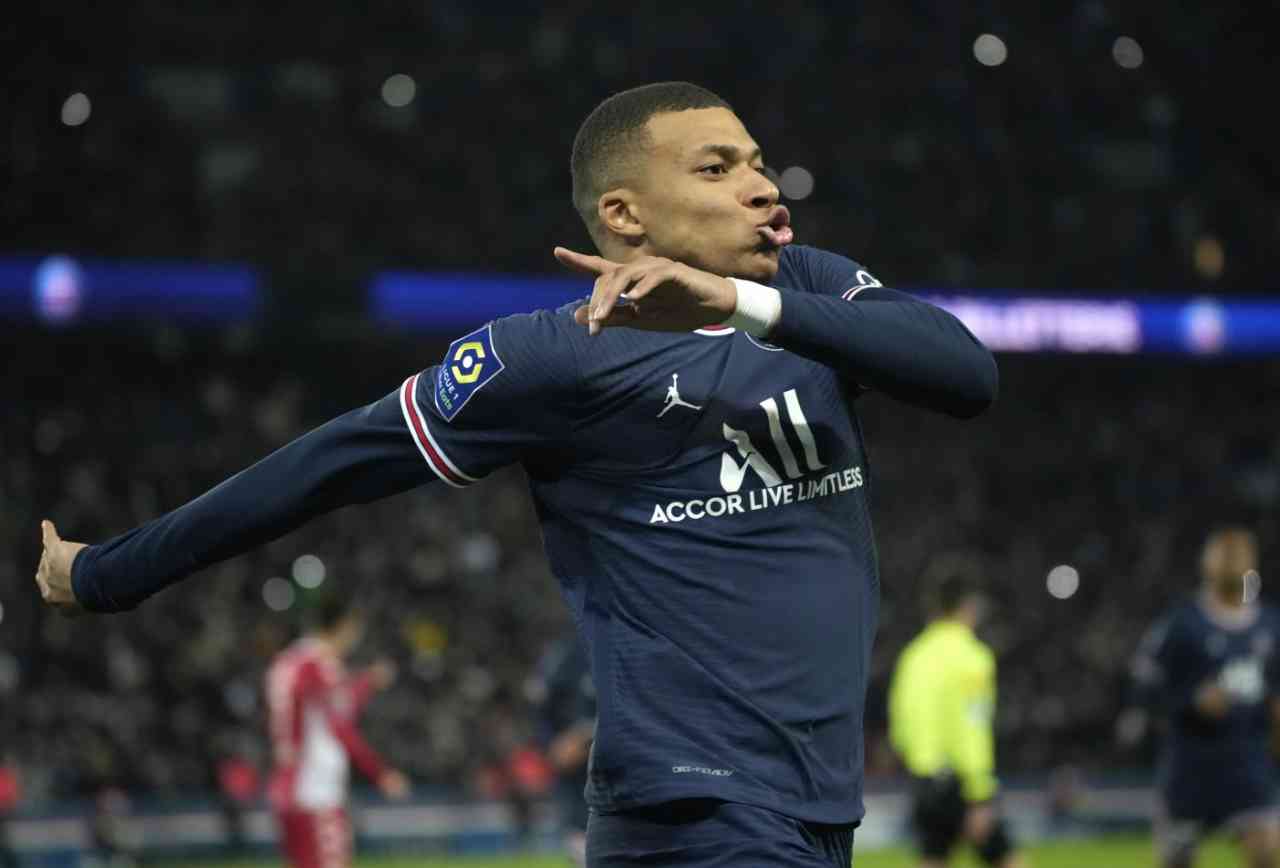 Da Mbappe a Cavani: affari shock a costo zero