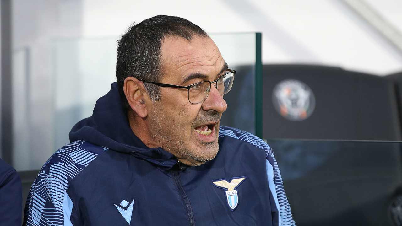 Calciomercato Napoli, Sarri lancia la sfida | Testa a testa con la Lazio