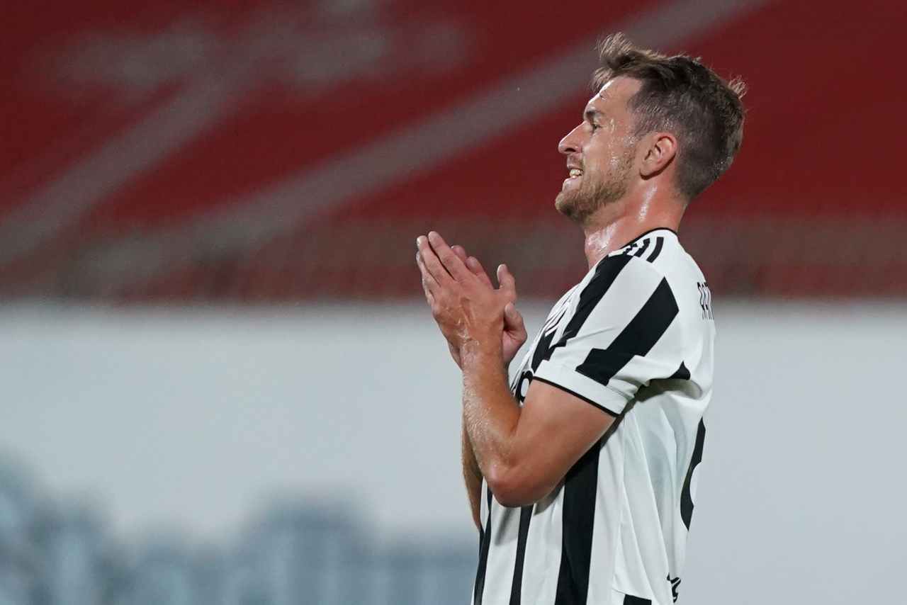 CM.IT | Juventus, tre possibilità per Ramsey: due club pronti a pagare