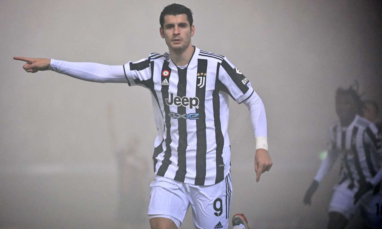 Calciomercato Juventus, non solo Morata | Si tratta per l'addio in Premier