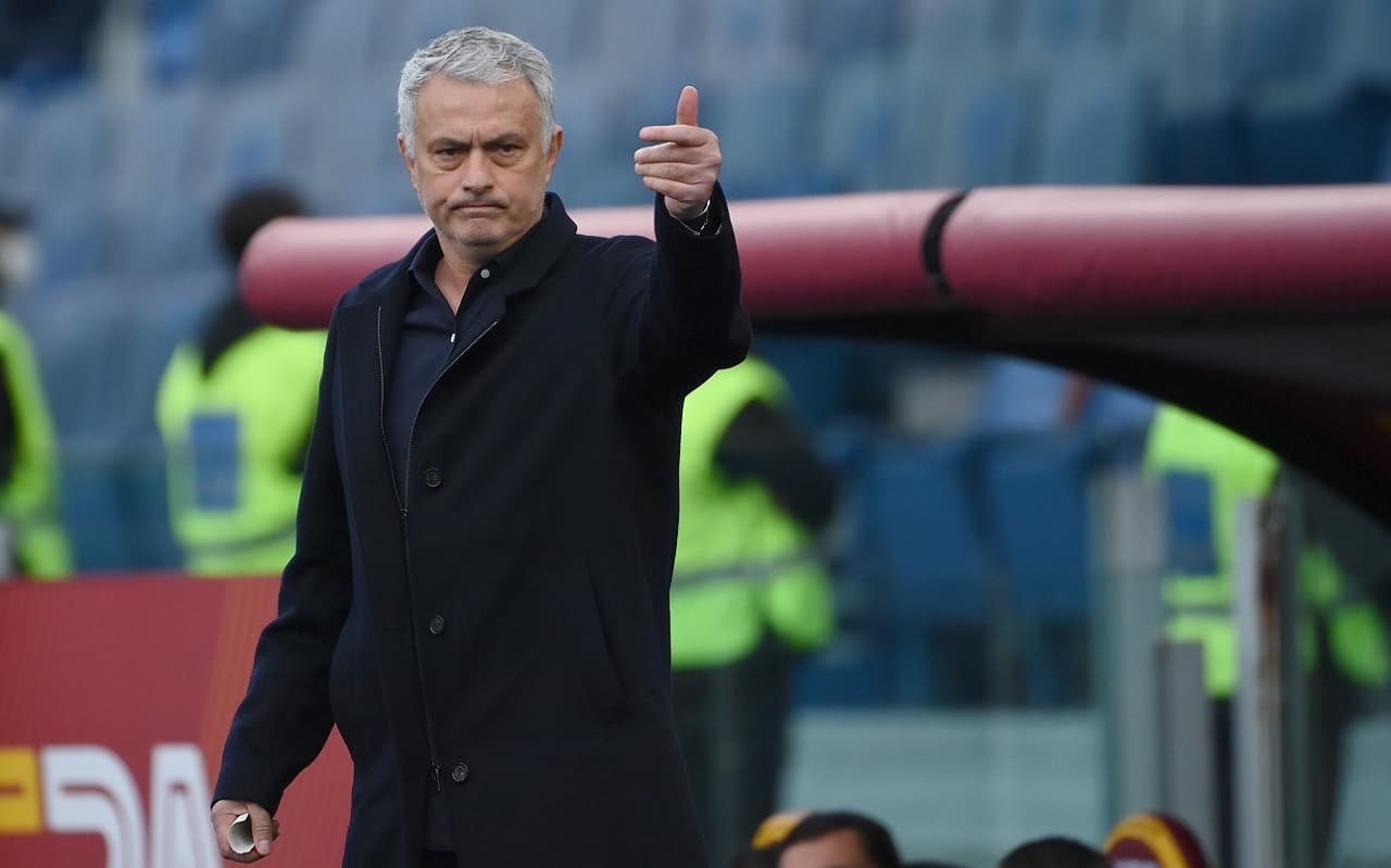 Mourinho: "Con Inter, Milan o Juve Zaniolo non sarebbe stato espulso"