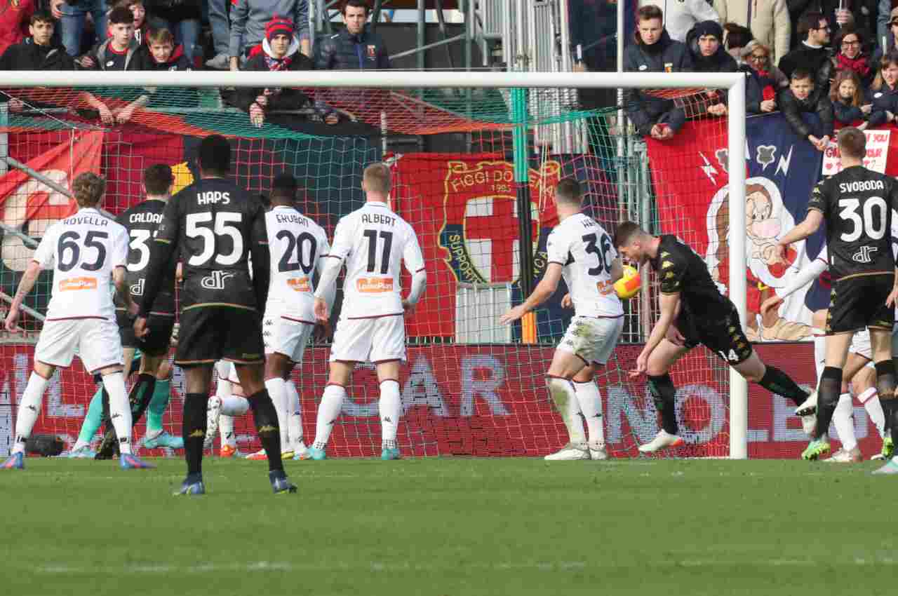 Serie A, Venezia-Genoa 1-1: perfetta parità nello scontro salvezza
