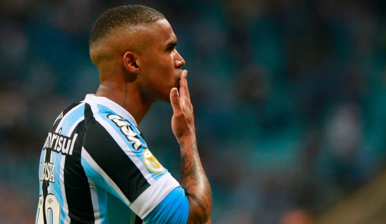 Via libera Juventus | Rescissione e nuovo club per Douglas Costa