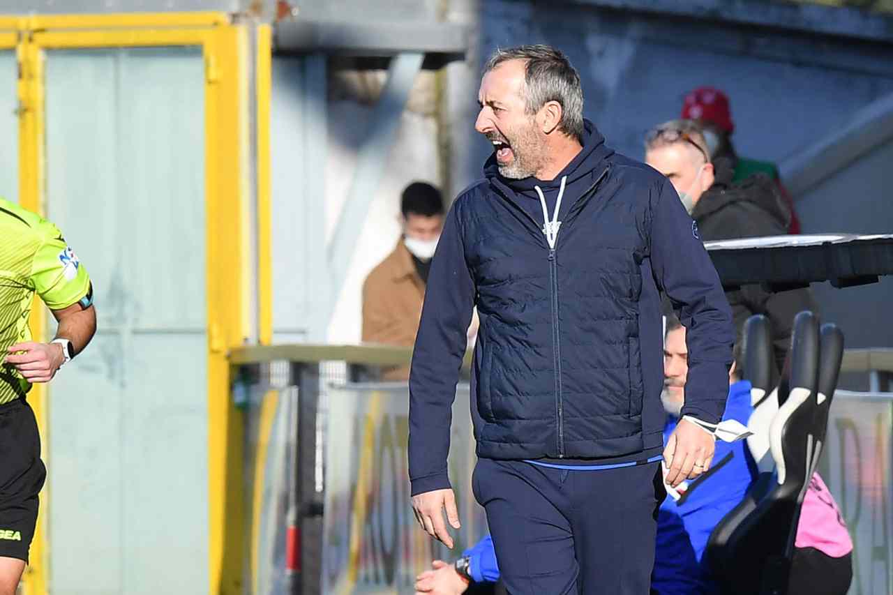 Sensi rinasce, Giampaolo 'punge' l'Inter: "Non può farlo, mai nella vita"