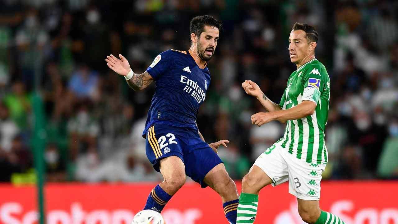 Juventus, 'scippo' al Milan | Arriva a zero il pupillo di Allegri