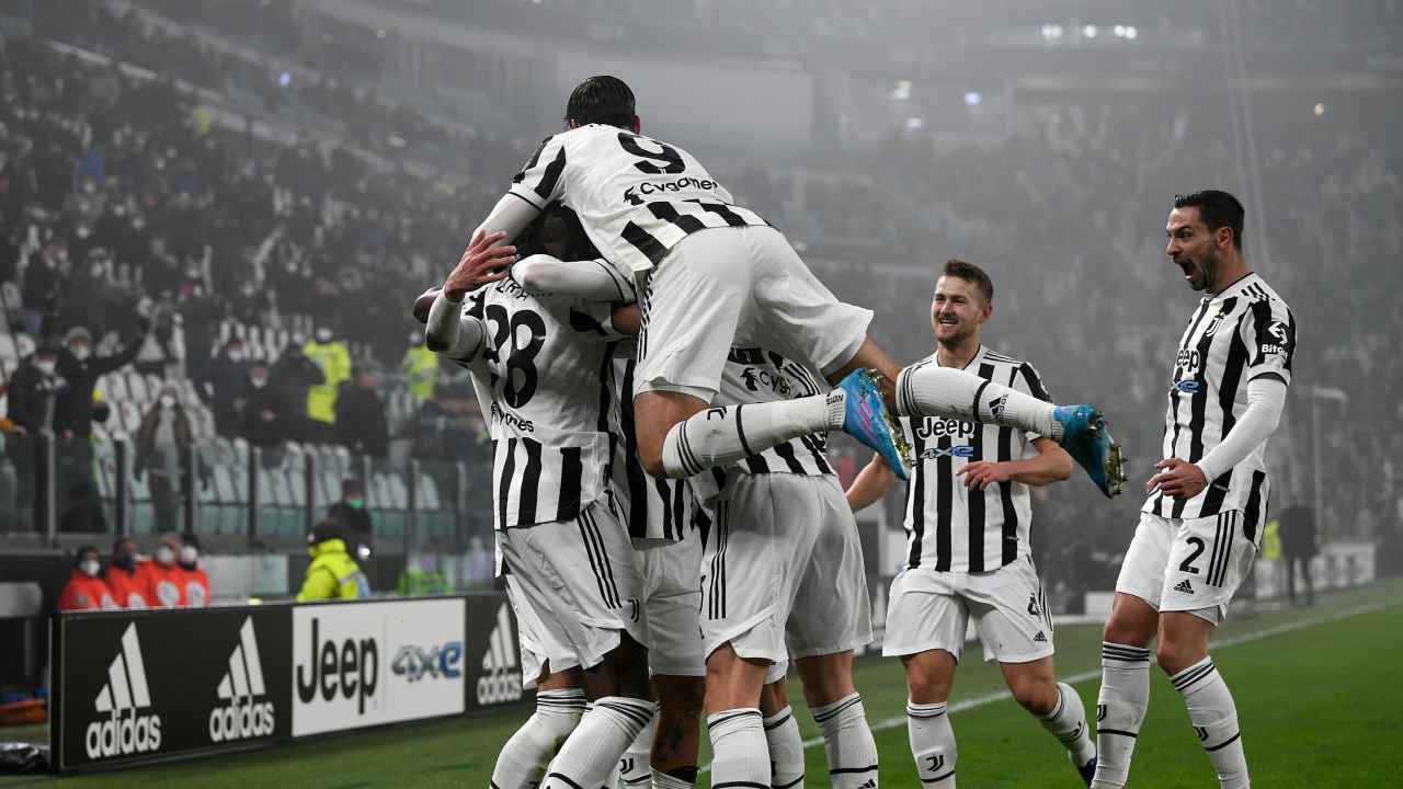 Serie A, Juventus-Verona 2-0: Vlahovic-Zakaria, è subito show