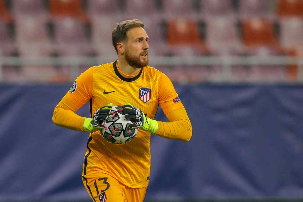 Calciomercato, la Juventus segue Oblak: il punto sul suo futuro