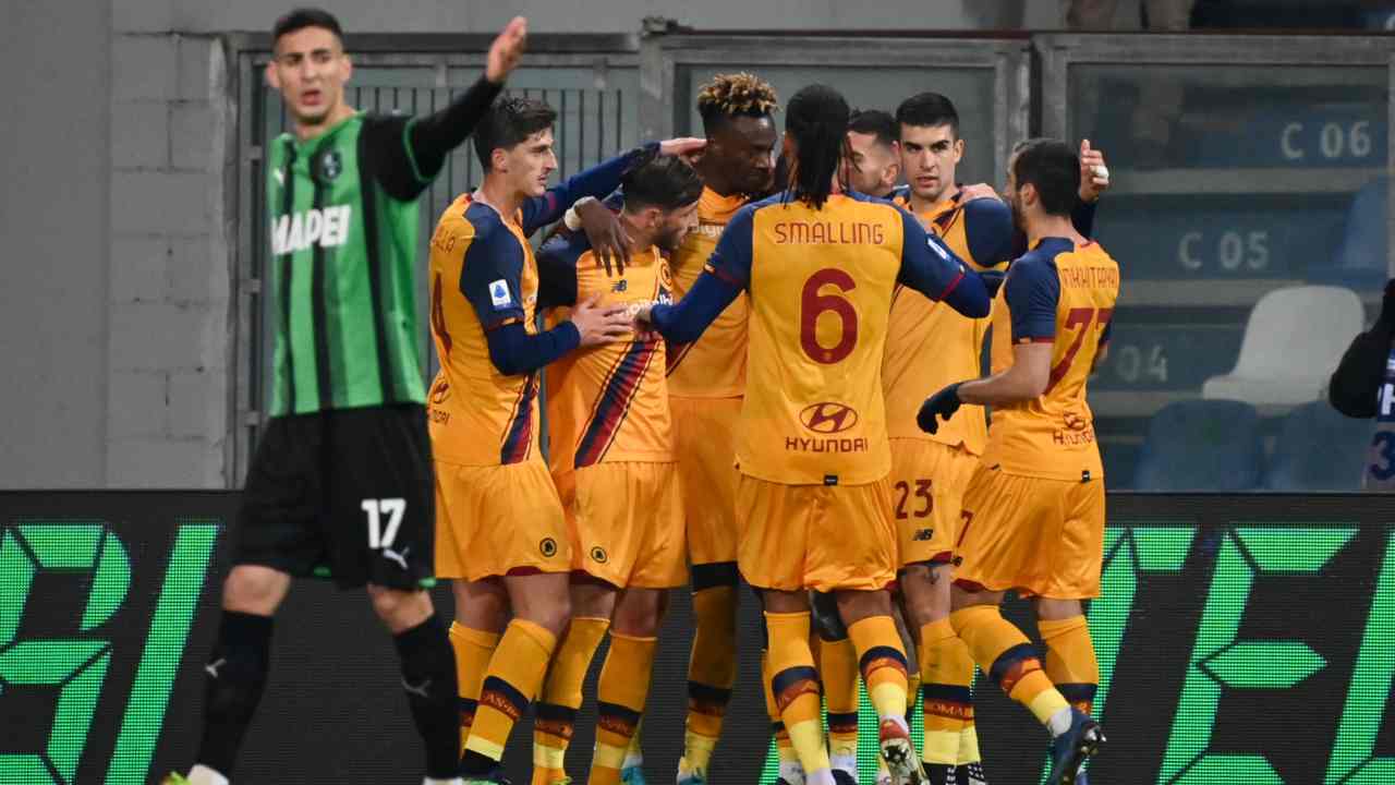 Serie A, Sassuolo-Roma 2-2: Cristante salva Mourinho al 94'!
