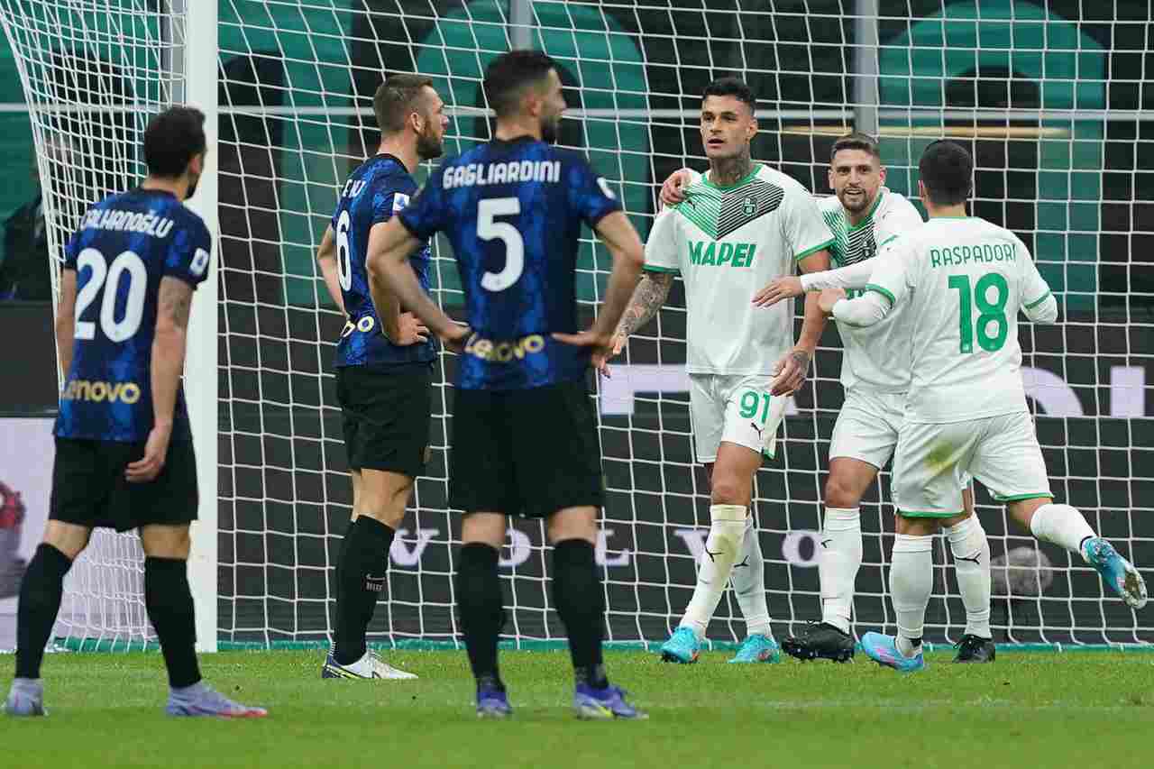 Inter-Sassuolo giallo Scamacca