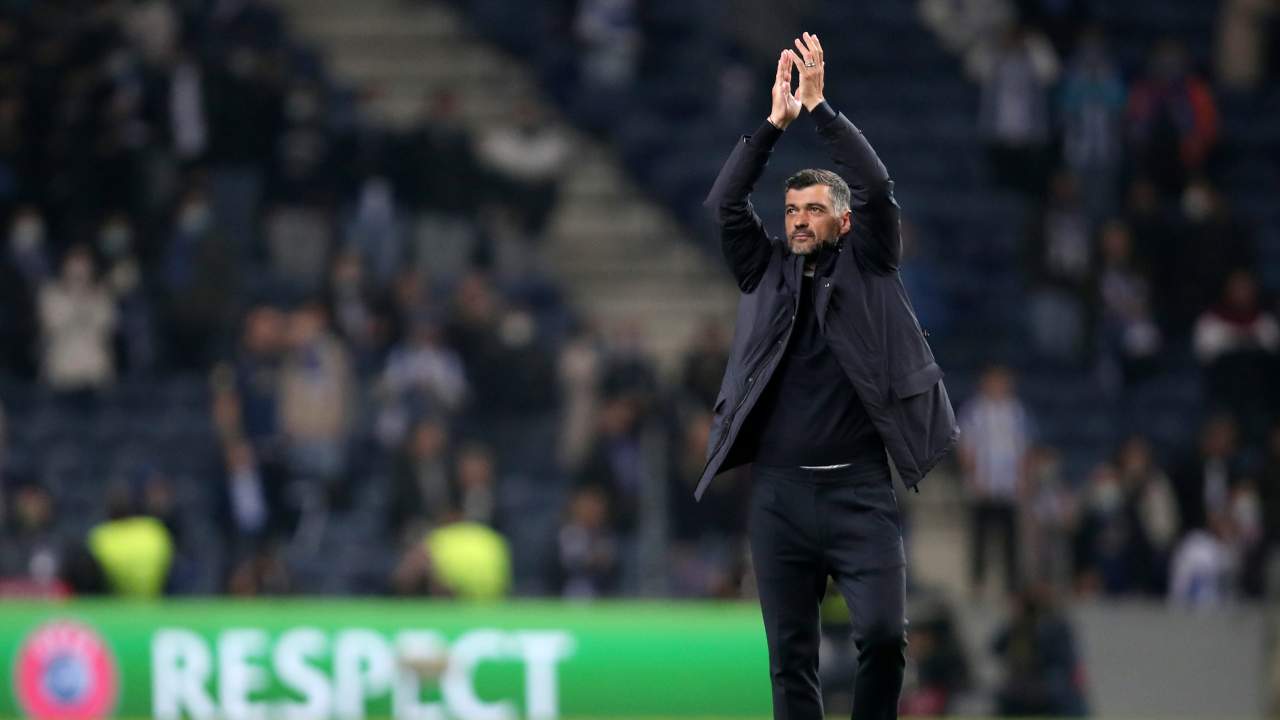 Lazio, panchina di Sarri a rischio | Contatti per il successore