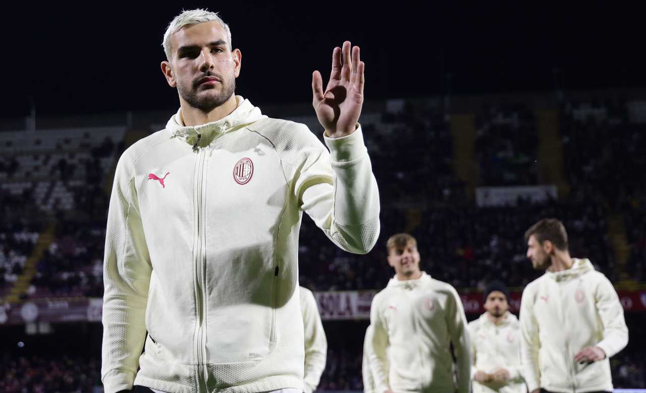 Clamoroso Milan | Theo Hernandez spacca la bandierina contro la Salernitana