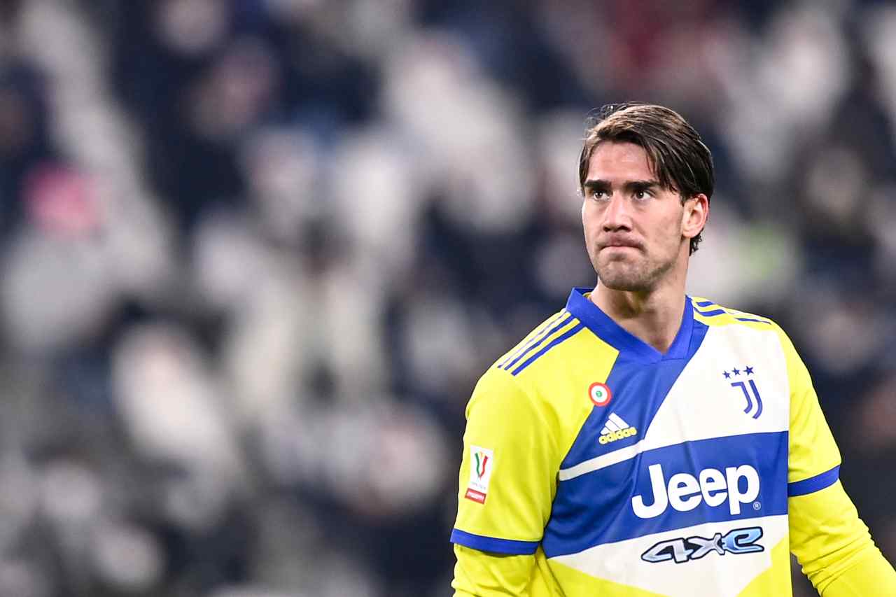 Retroscena Vlahovic-Barcellona: poteva arrivare per 18 milioni