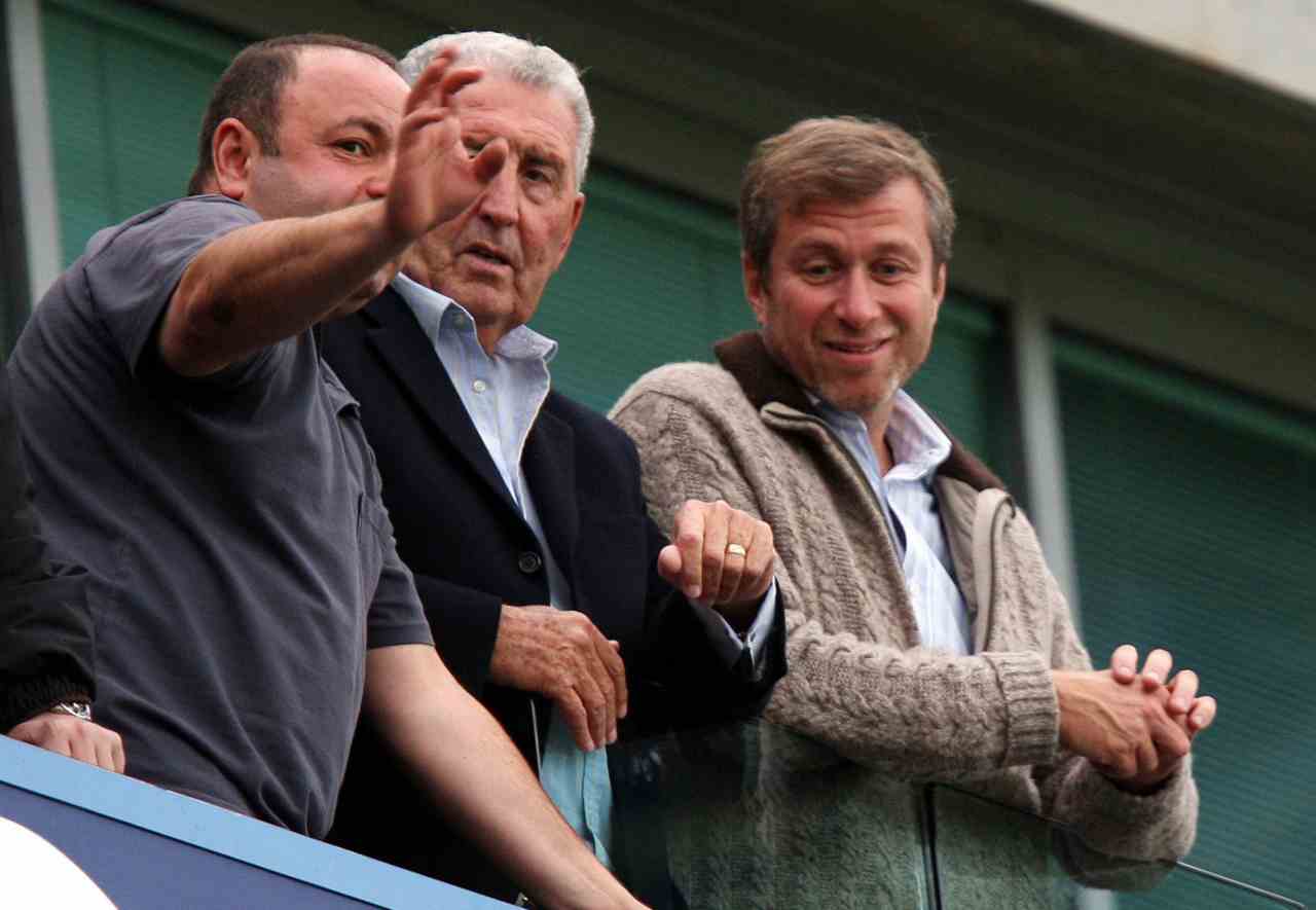 Abramovich cede il Chelsea: "Soldi alle vittime di guerra"